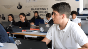 estudiar marketing y comercio